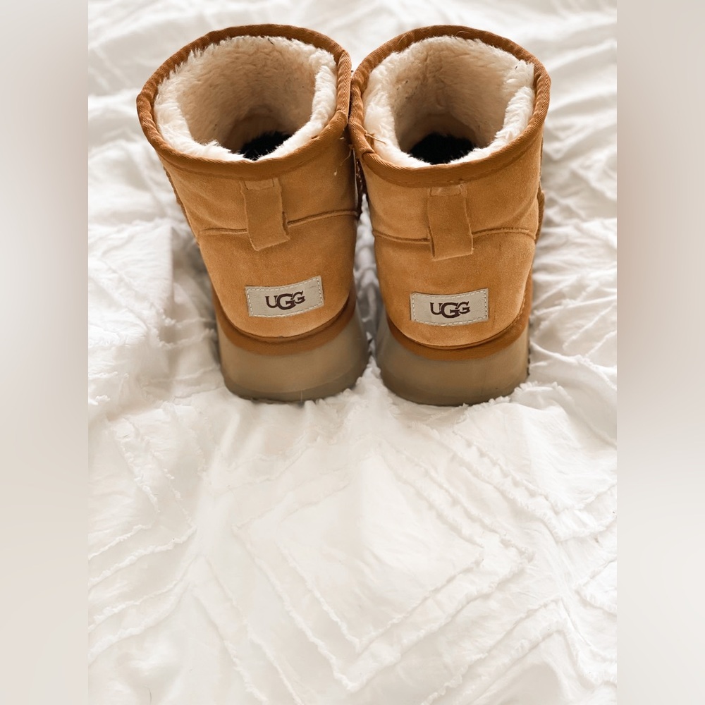 Mini Platform Ugg Boots! - image 5